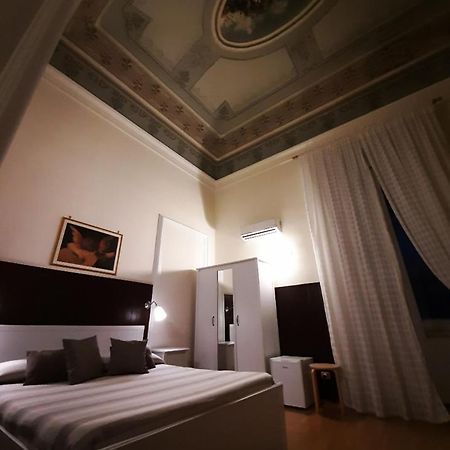 Dimora Novecento Bed and Breakfast Catania Exterior foto